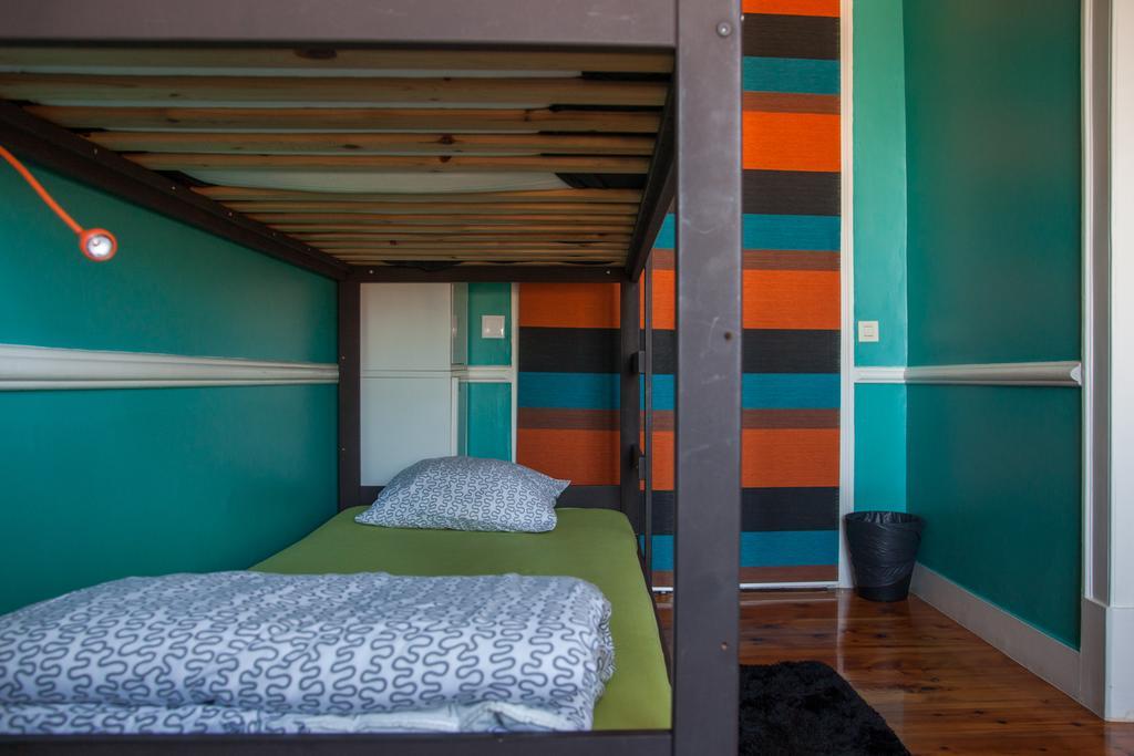 Hostel Graca 28 Lisbon Room photo
