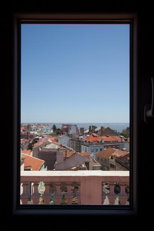 Hostel Graca 28 Lisbon Room photo